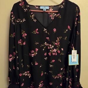 CeCe Black V-neck Blouse with Pink Floral Roses Design. Womans 2X. NWT